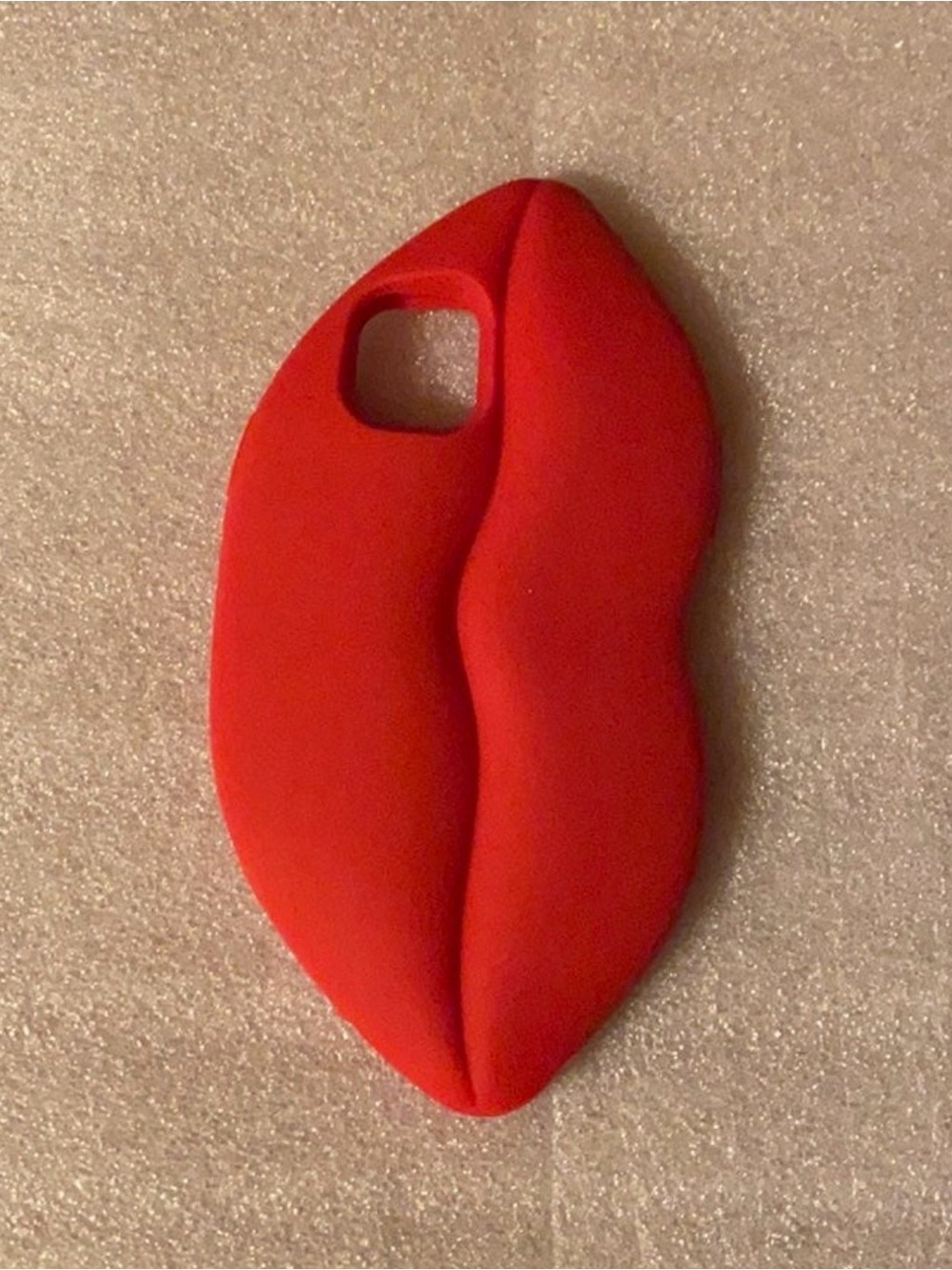 iPhone 13 Pro case 3D silicon lips protective
